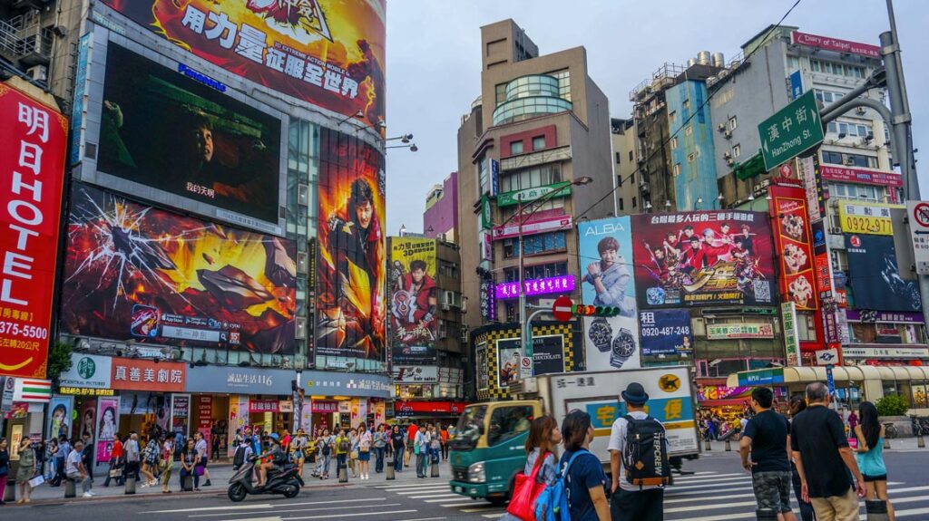 Tha hồ mua sắm tại Ximending