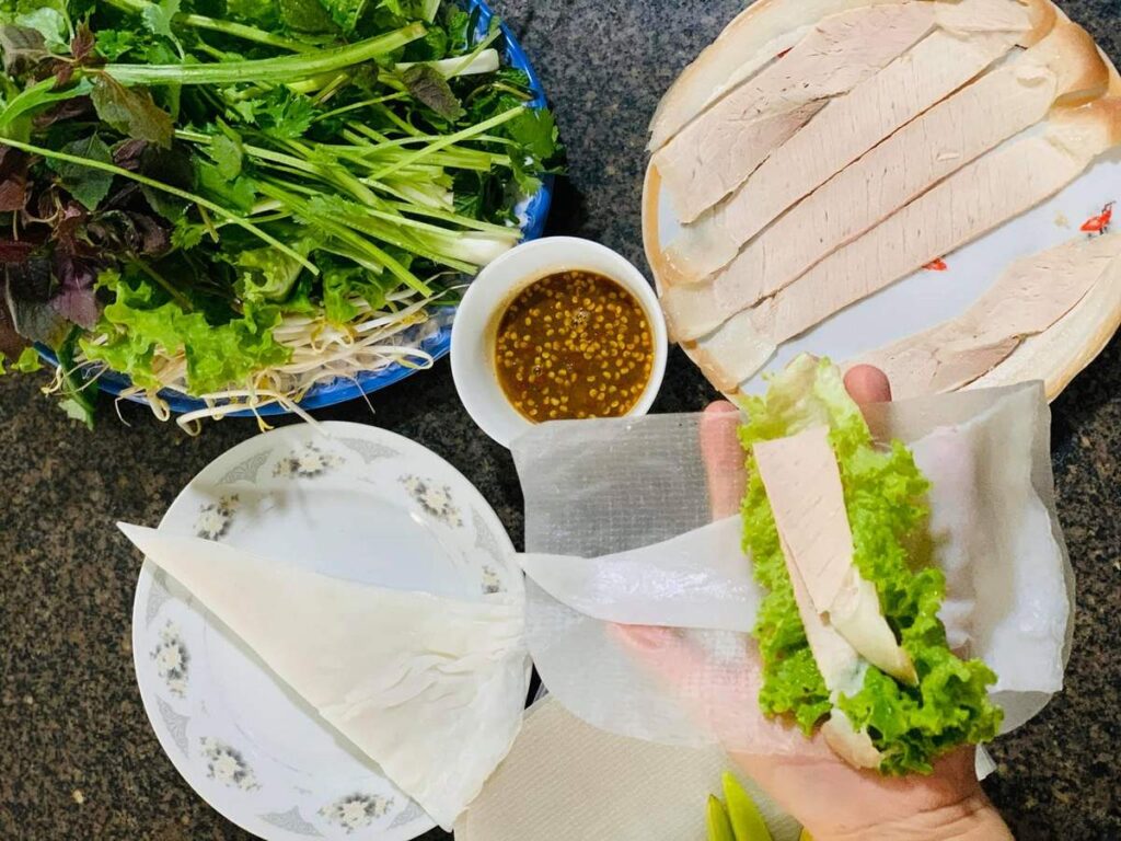 Bánh tráng cuốn thịt heo Đà Nẵng