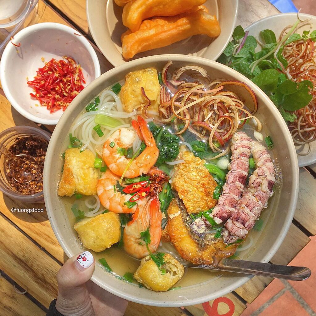 bún thái hải sản