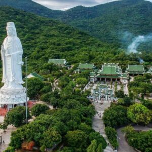 Ghé thăm những ngôi chùa nổi tiếng ở Đà Nẵng