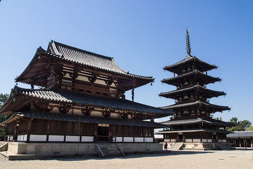 Quần thể kiến trúc Phật giáo khu vực chùa Horyu-ji gồm 48 di tích kiến trúc 