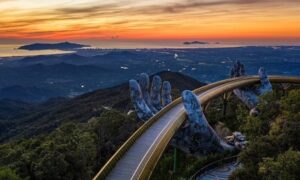 Bà Nà Hills: Khám phá Cầu Vàng