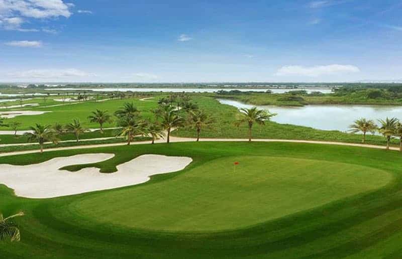 Vinpearl Golf Hải Phòng được đánh giá là điểm đến lý tưởng cho các golf thủ chinh phục thử thách của sân golf tiêu chuẩn par 72
