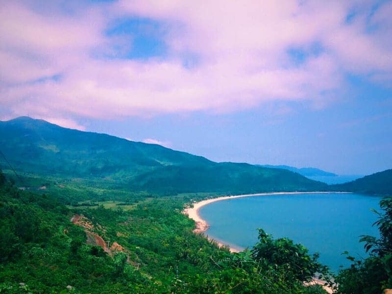 Bãi biển Làng Vân