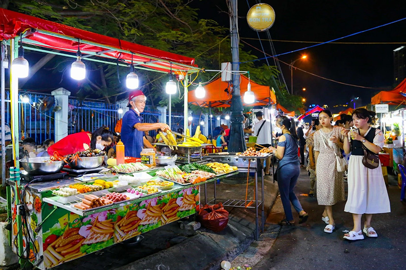 Những món ngon ở chợ đêm Sơn Trà