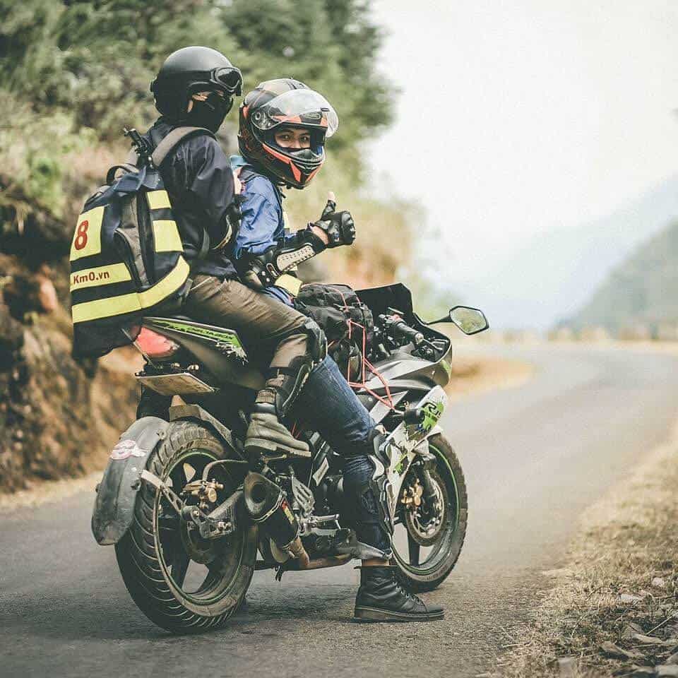 Du lịch Cổng Trời Đông Giang bằng xe máy
